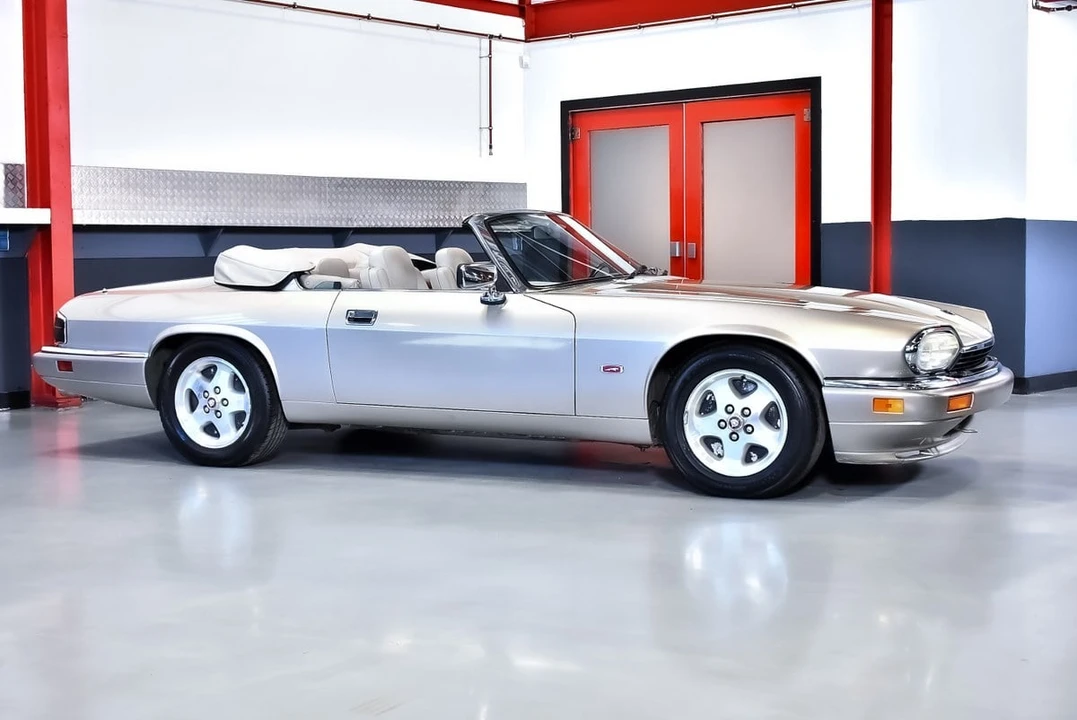 1995 Jaguar XJS Facelift AJ-16 - Image 12 of 31