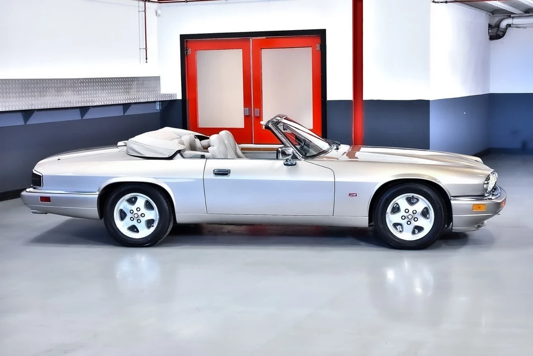 1995 Jaguar XJS Facelift AJ-16 - Image 13 of 31