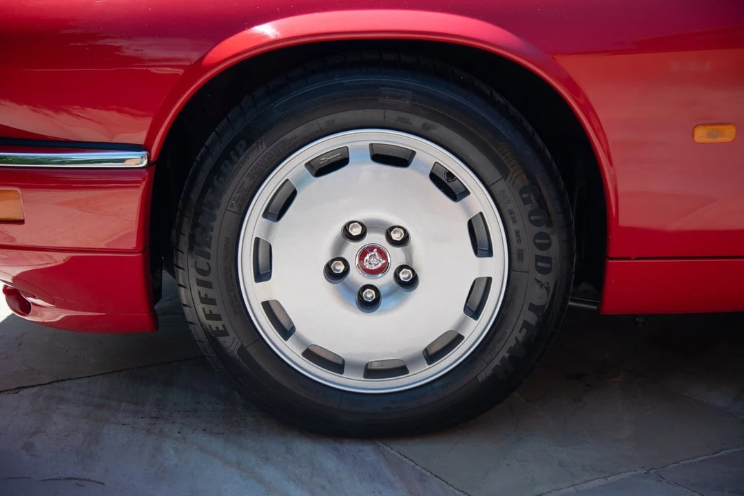 1995 Jaguar XJS Convertible - Image 21 of 30