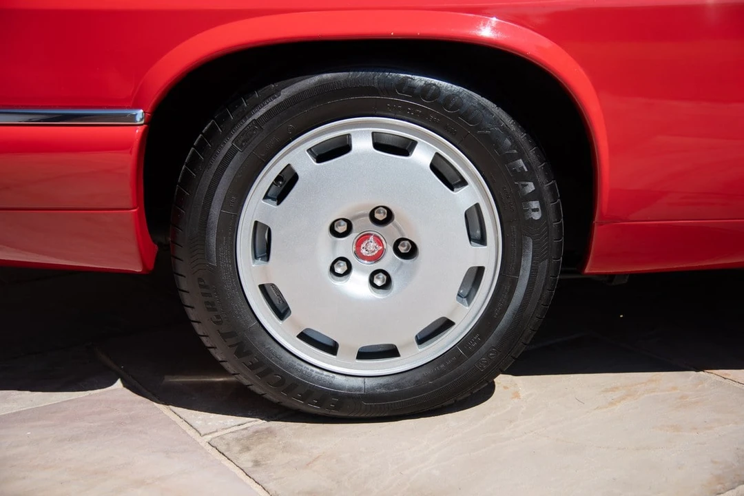 1995 Jaguar XJS Convertible - Image 22 of 30