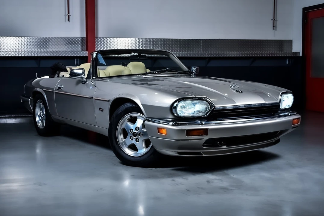 1995 Jaguar XJS Facelift AJ-16 - Image 12 of 30
