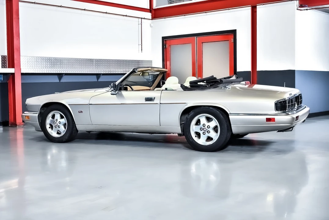 1995 Jaguar XJS Facelift AJ-16 - Image 26 of 30
