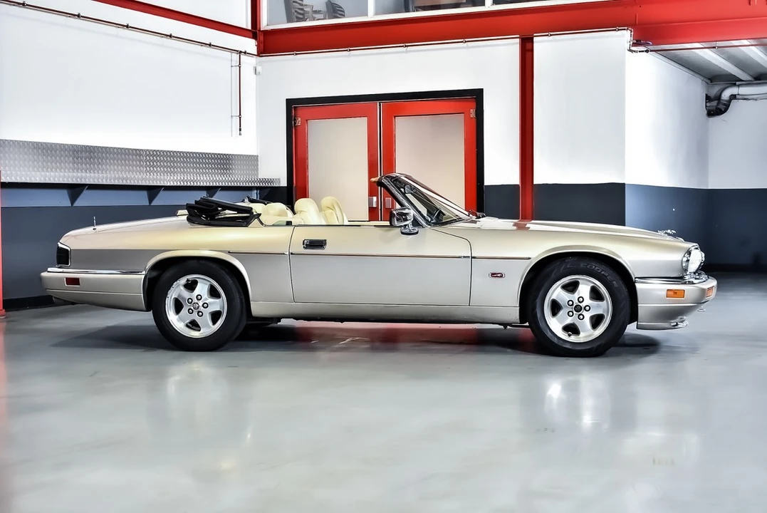 1995 Jaguar XJS Facelift AJ-16 - Image 16 of 30