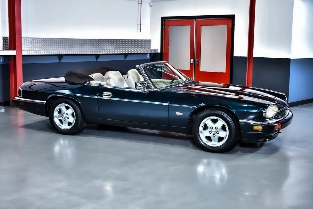1995 Jaguar XJS Facelift AJ-16 - Image 13 of 30