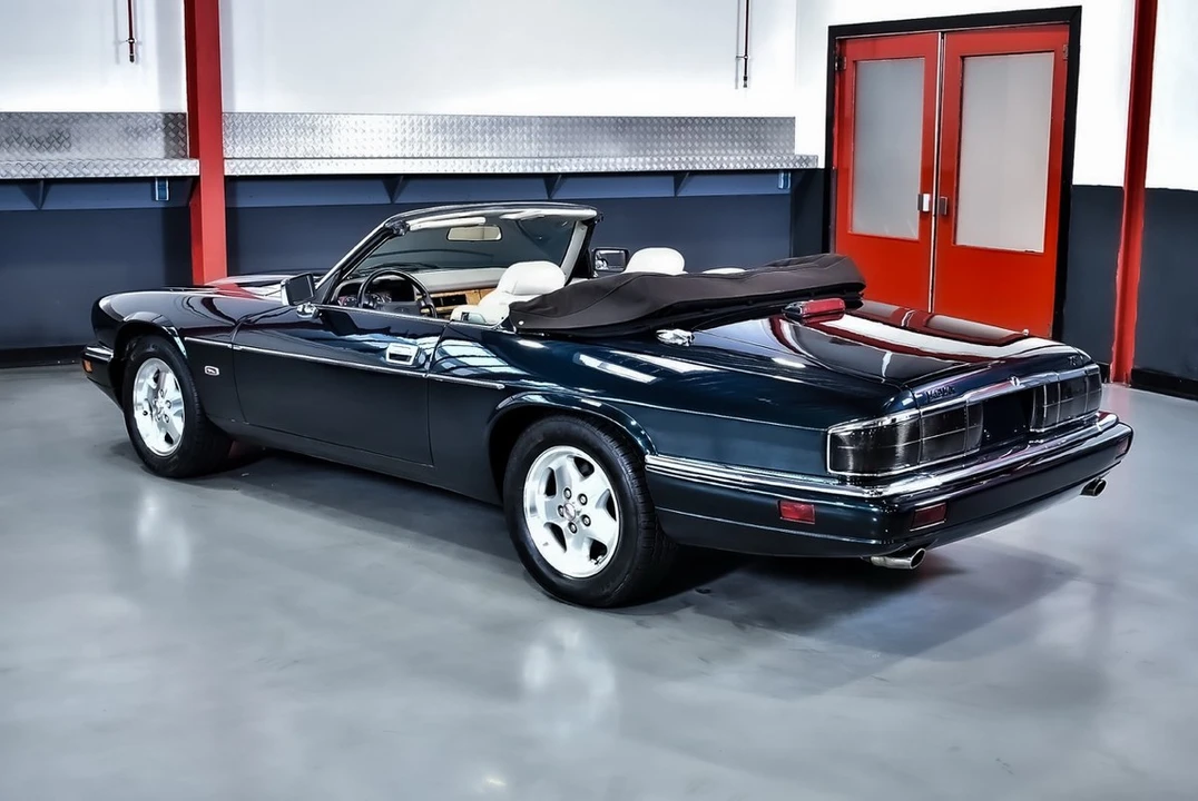 1995 Jaguar XJS Facelift AJ-16 - Image 24 of 30