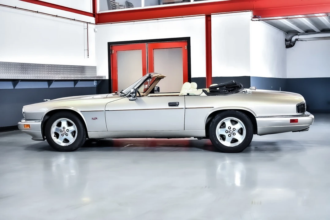 1995 Jaguar XJS Facelift AJ-16 - Image 28 of 30
