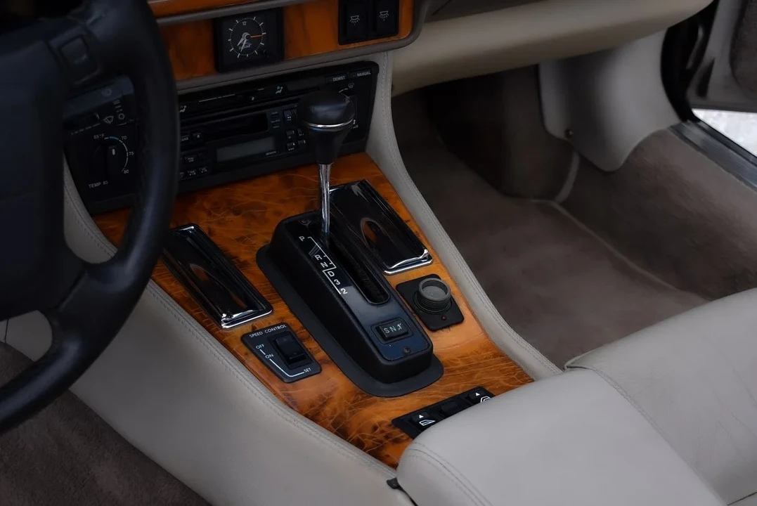 1995 Jaguar XJS Convertible - Image 26 of 30