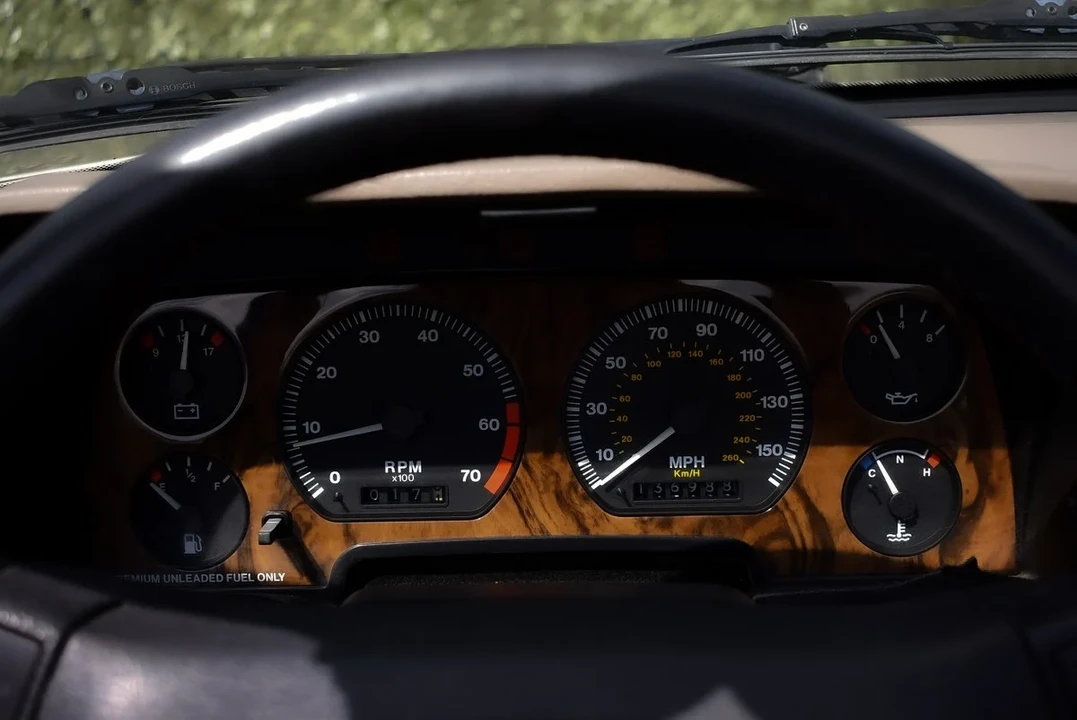 1995 Jaguar XJS Convertible - Image 29 of 30