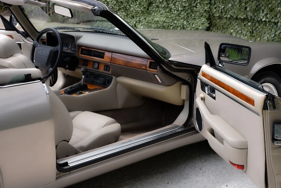 1995 Jaguar XJS Convertible - Image 30 of 30