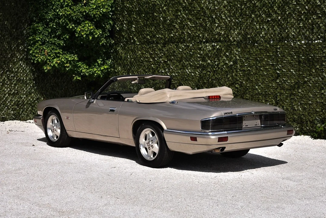 1995 Jaguar XJS Convertible - Image 13 of 30