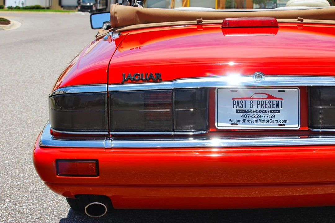 1995 Jaguar XJS Convertible - Image 14 of 31