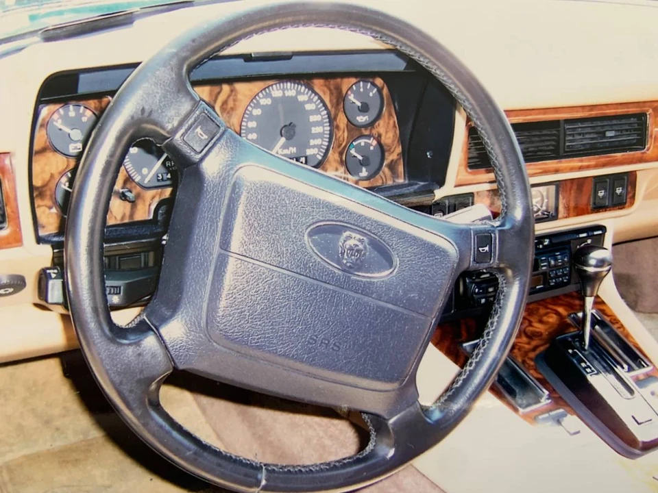 1995 Jaguar XJS Convertible - Image 3 of 8