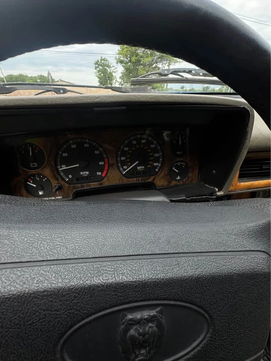 1995 Jaguar XJS Convertible - Image 9 of 13