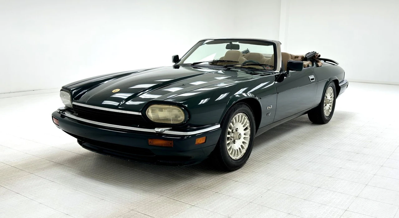 1995 Jaguar XJS Convertible - Image 2 of 12