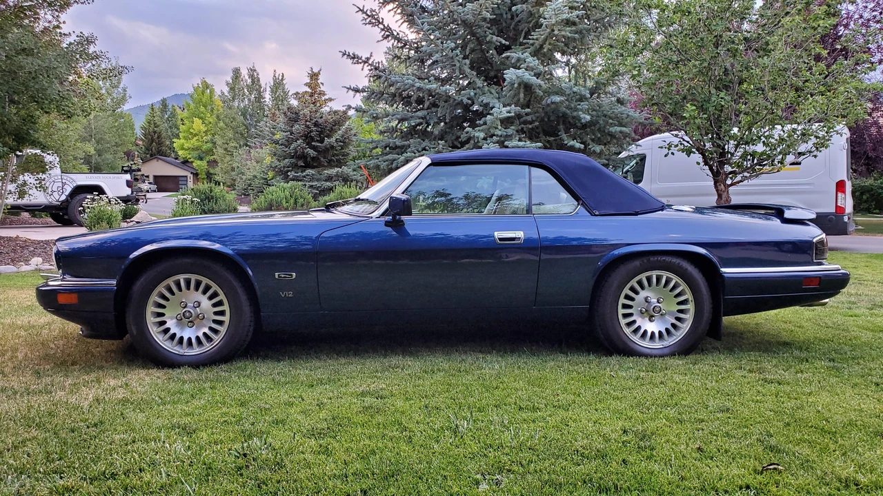 1995 Jaguar XJS Convertible - Image 2 of 31