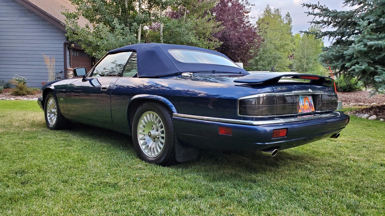 1995 Jaguar XJS Convertible - Image 11 of 31