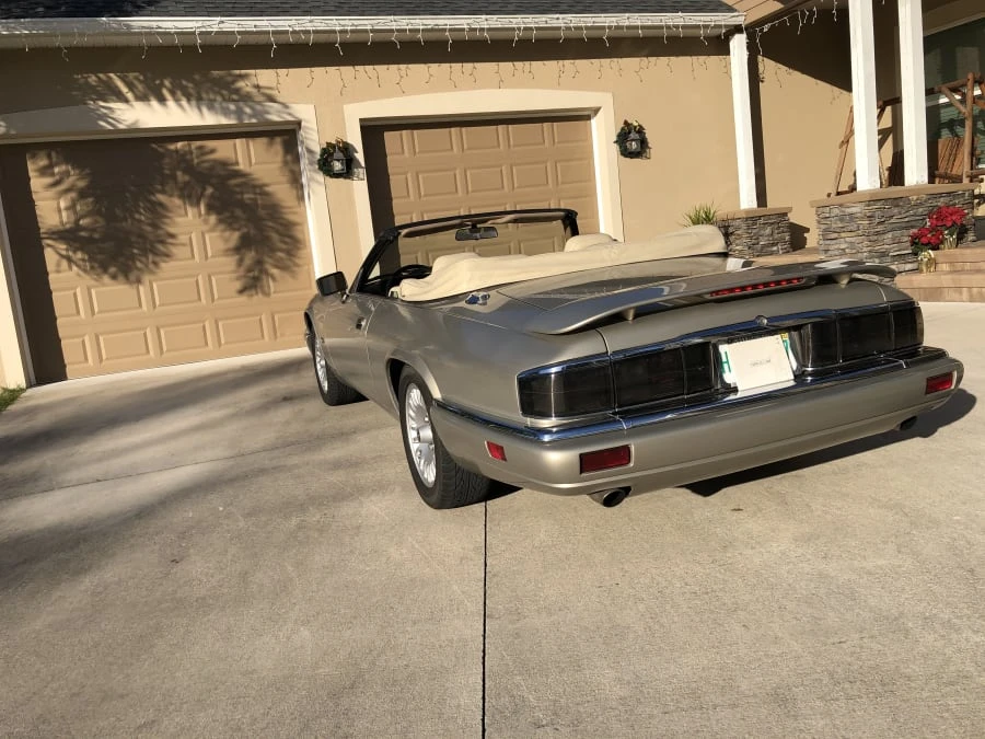 1995 Jaguar XJS Convertible - Image 9 of 11