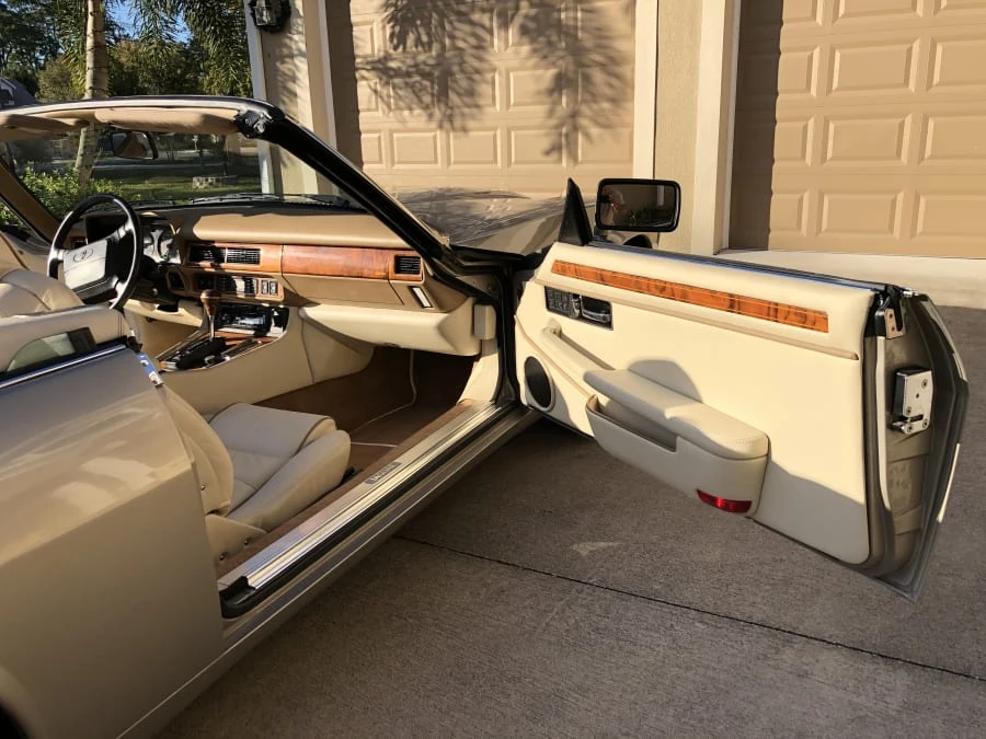 1995 Jaguar XJS Convertible - Image 5 of 11