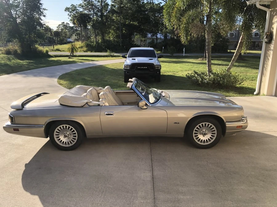 1995 Jaguar XJS Convertible - Image 10 of 11