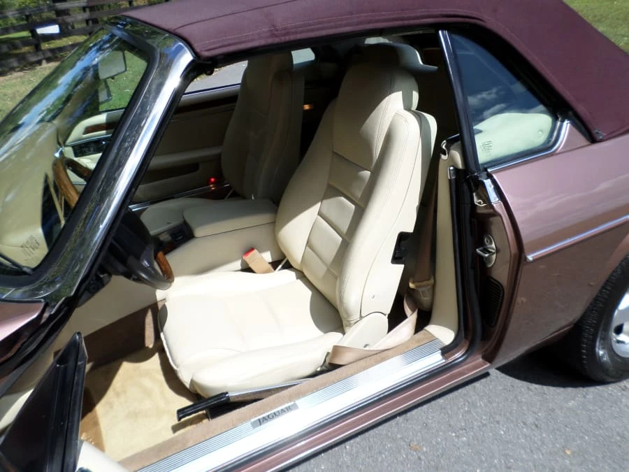 1995 Jaguar XJS Convertible - Image 15 of 17