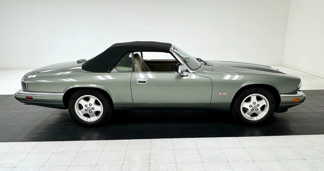 1995 Jaguar XJS Convertible - Image 9 of 21