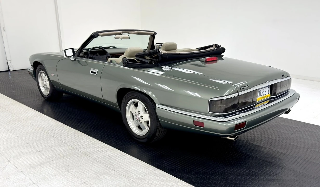 1995 Jaguar XJS Convertible - Image 6 of 12