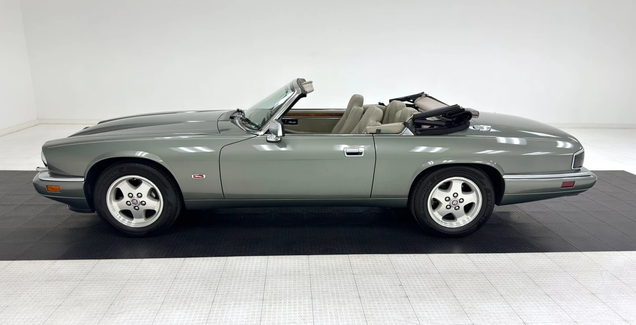1995 Jaguar XJS Convertible - Image 4 of 12