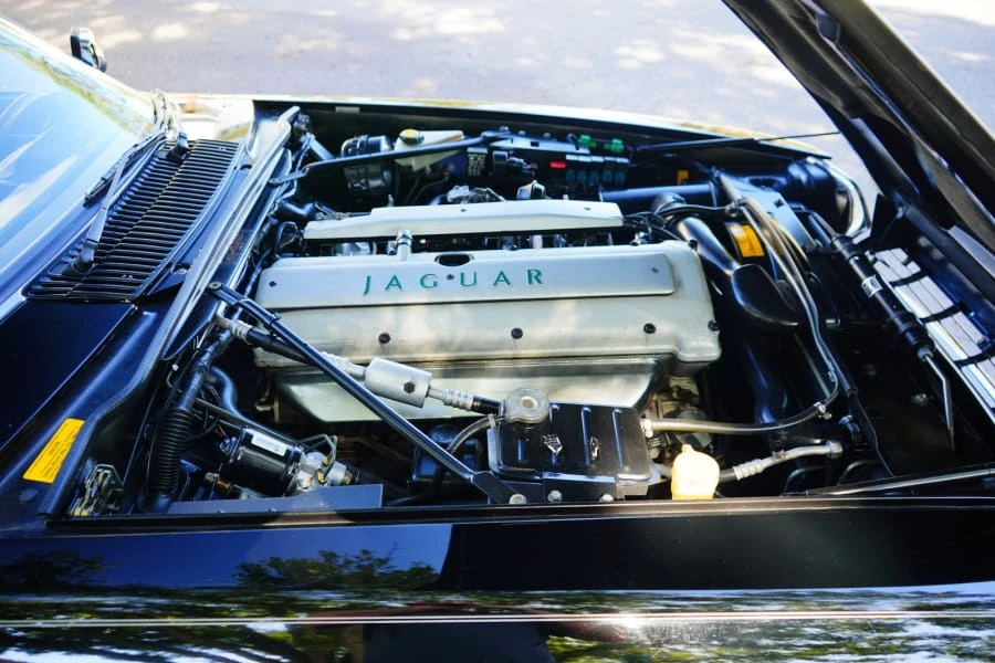 1995 Jaguar XJS Convertible - Image 13 of 17