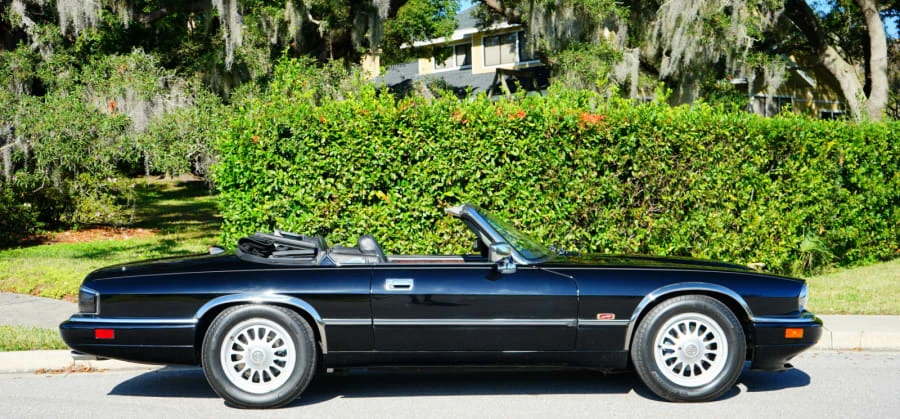 1995 Jaguar XJS Convertible - Image 16 of 17