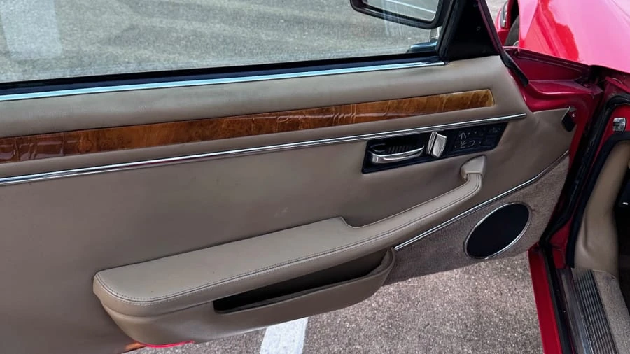 1995 Jaguar XJS Convertible - Image 5 of 14