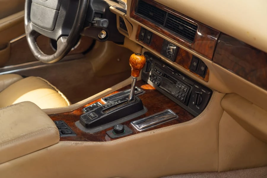 1995 Jaguar XJS Convertible - Image 14 of 17