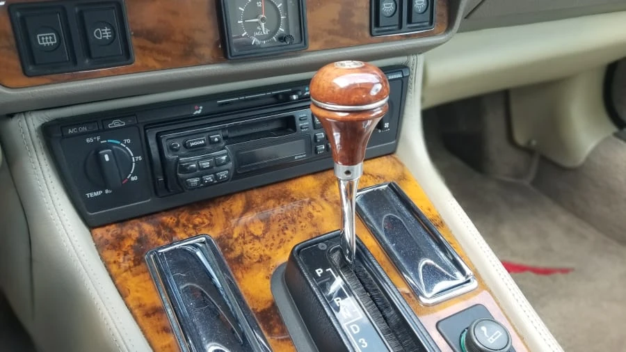 1995 Jaguar XJS Convertible - Image 5 of 11