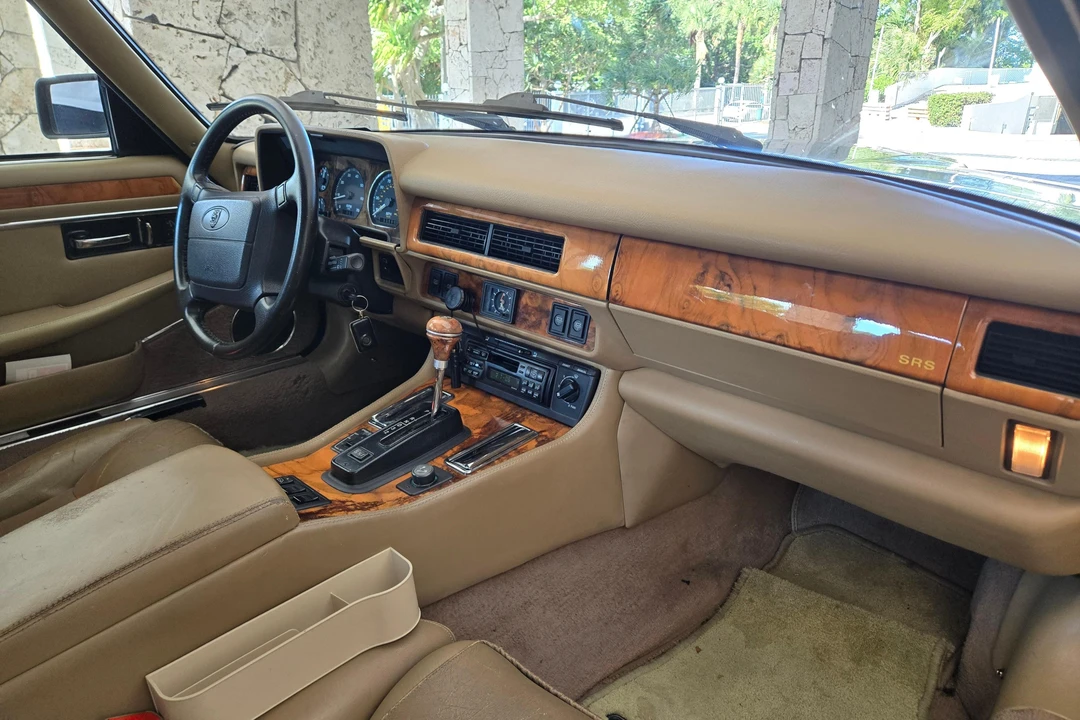 1995 Jaguar XJS Convertible - Image 27 of 31