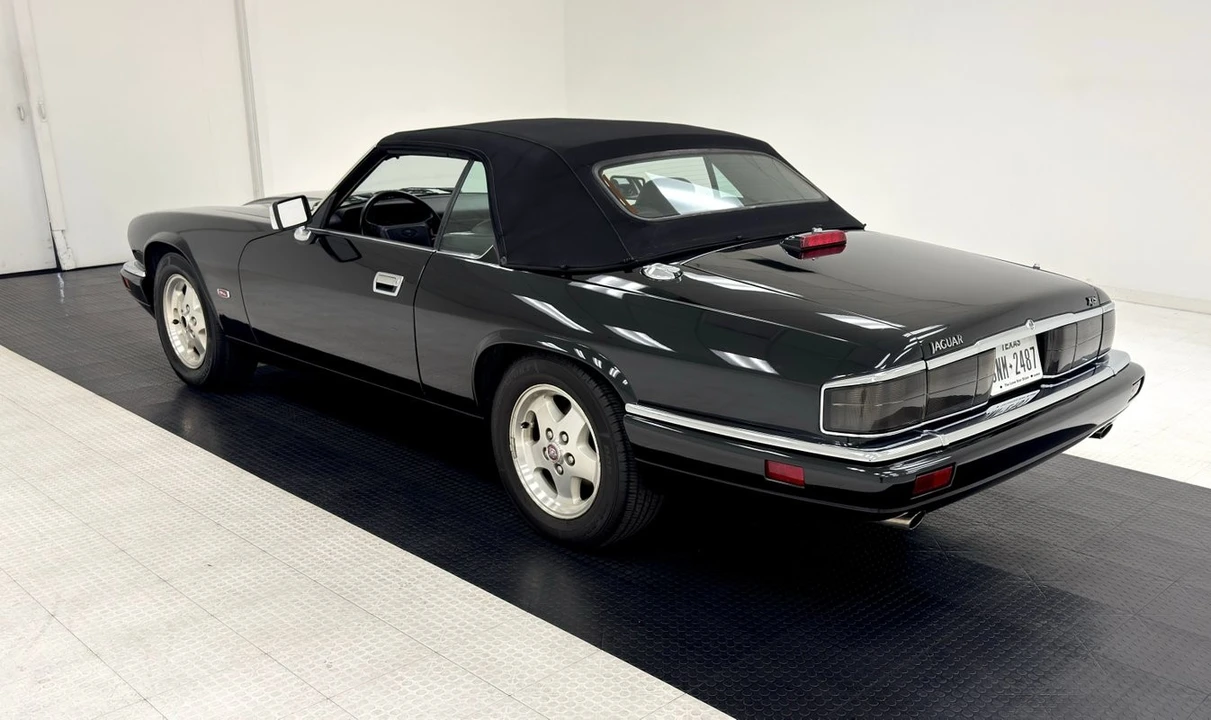 1995 Jaguar XJS Convertible - Image 5 of 12