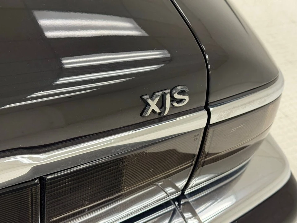 1995 Jaguar - Image 22 of 31