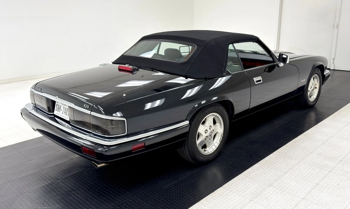 1995 Jaguar XJS Convertible - Image 8 of 12