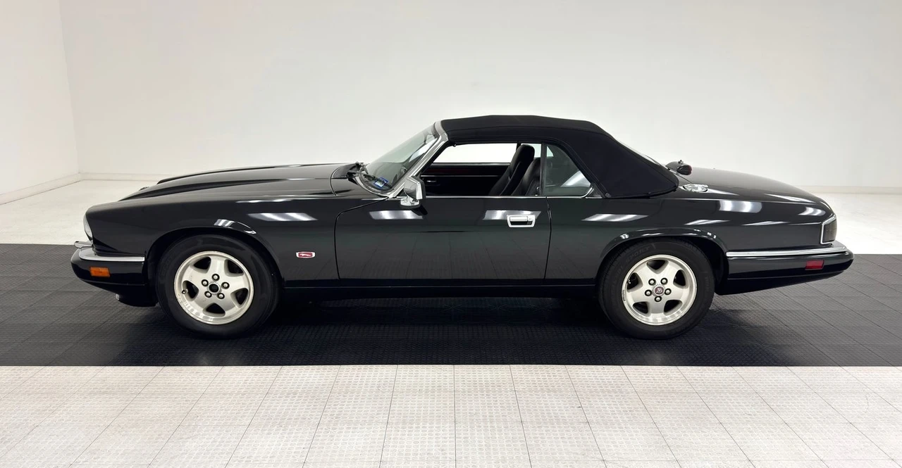 1995 Jaguar - Image 3 of 31