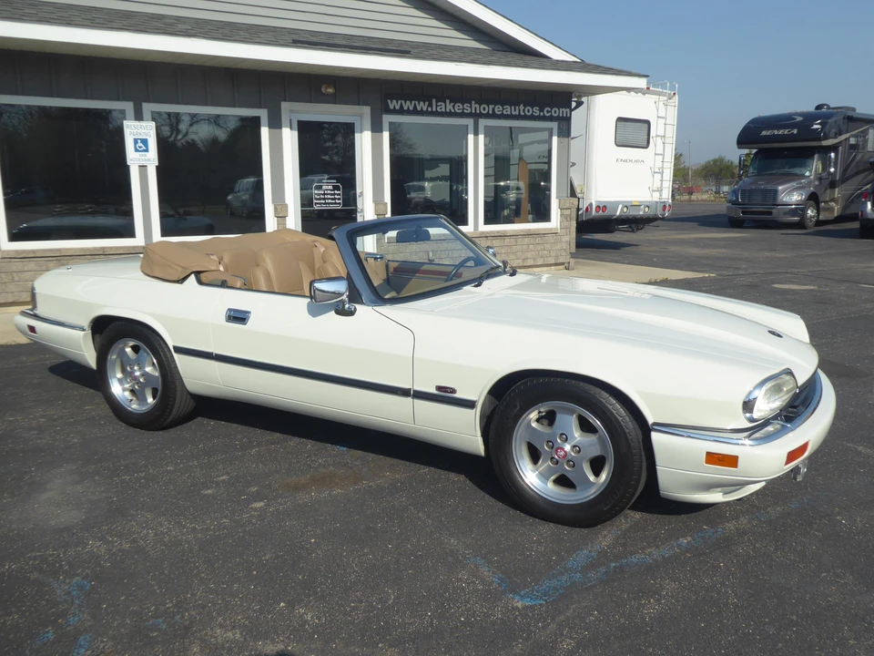 1995 Jaguar XJS Convertible - Image 10 of 31