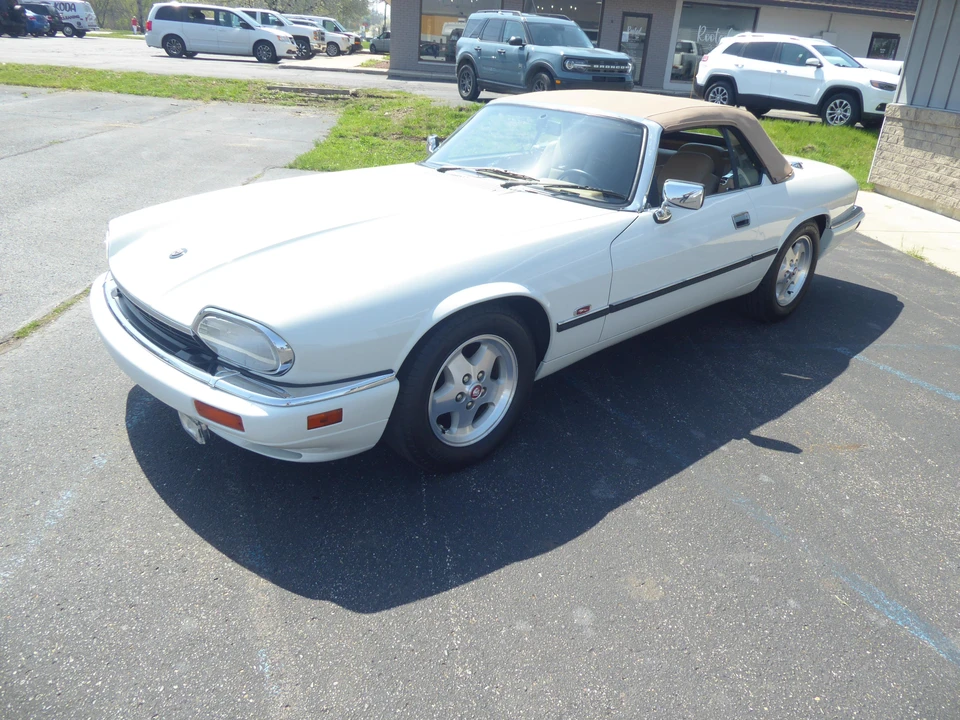 1995 Jaguar XJS Convertible - Image 12 of 31