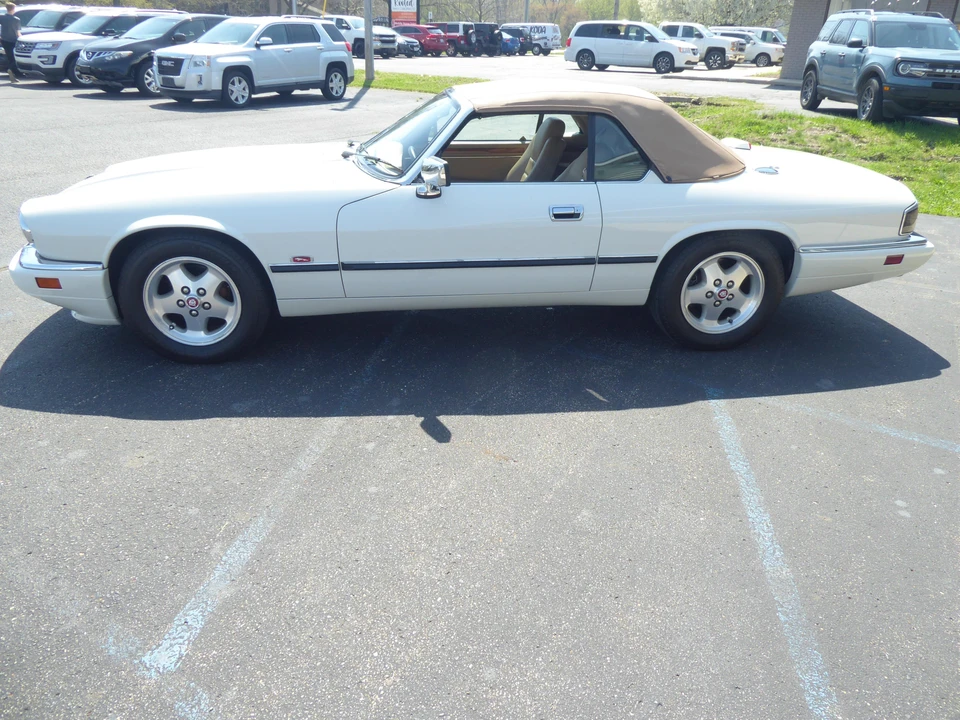 1995 Jaguar XJS Convertible - Image 13 of 31