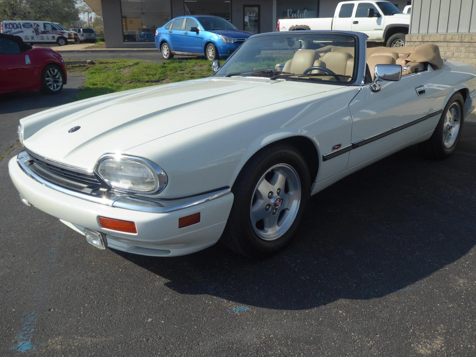 1995 Jaguar XJS Convertible - Image 7 of 31