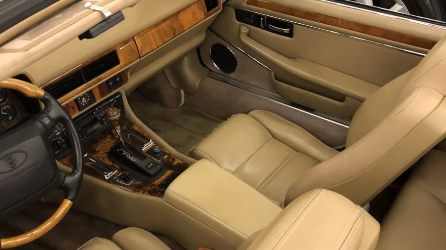 1995 Jaguar XJS Convertible - Image 2 of 8