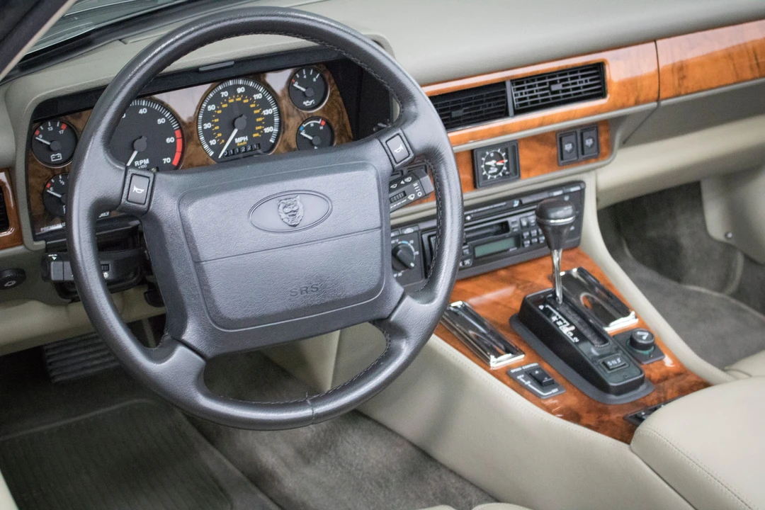 1995 Jaguar XJS Facelift AJ-16 - Image 3 of 10
