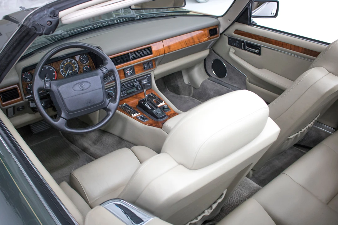 1995 Jaguar XJS Facelift AJ-16 - Image 2 of 10