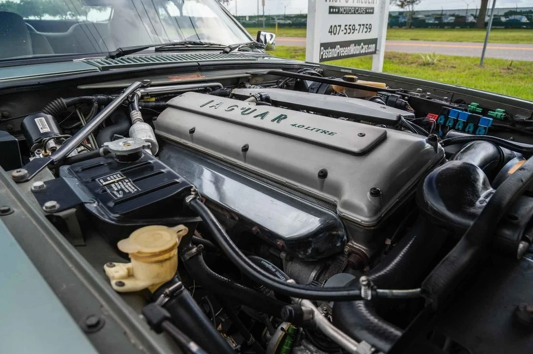 1995 Jaguar XJS Convertible - Image 17 of 21