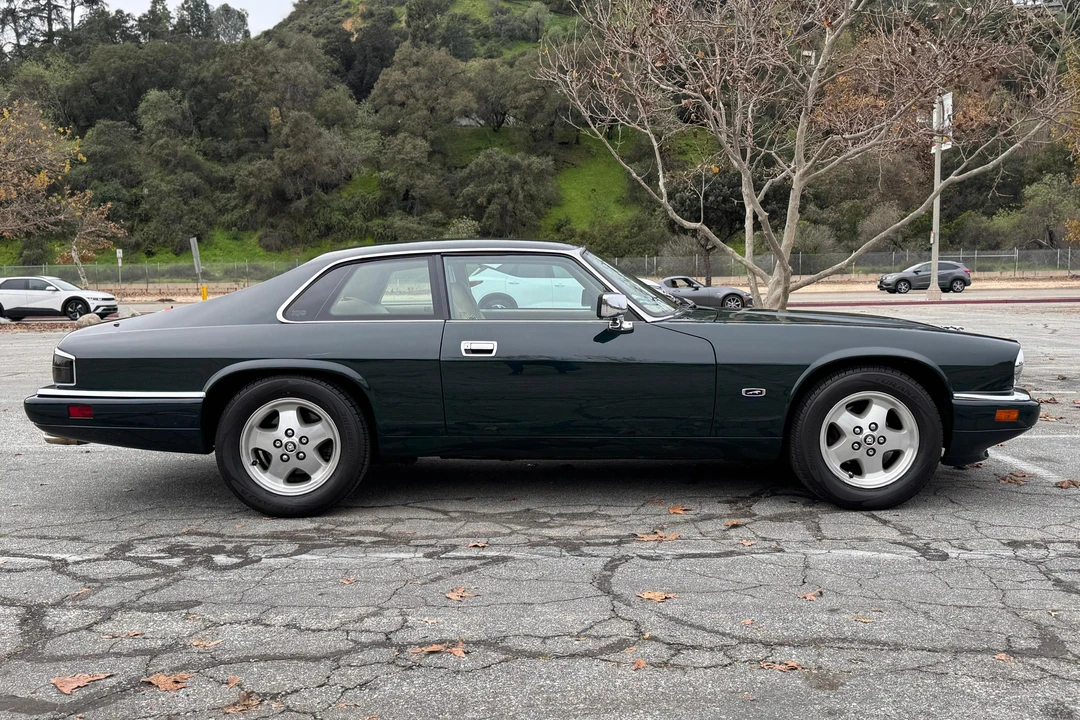 1995 Jaguar XJS - Image 3 of 31