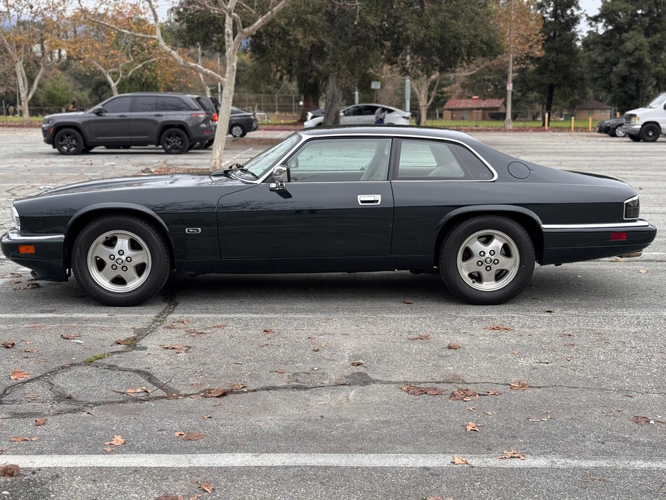 1995 Jaguar XJS - Image 9 of 31