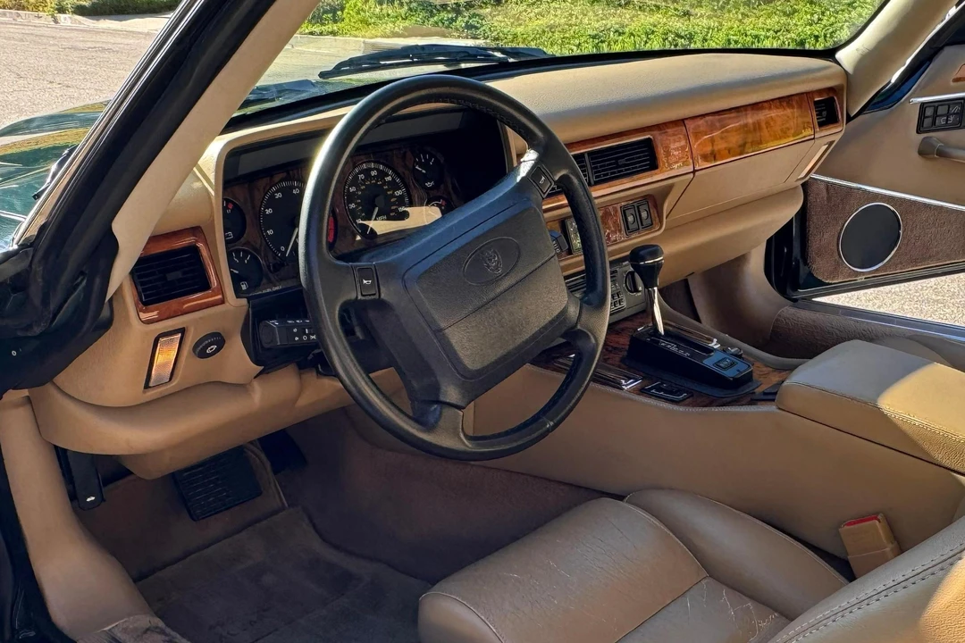 1995 Jaguar XJS - Image 16 of 31