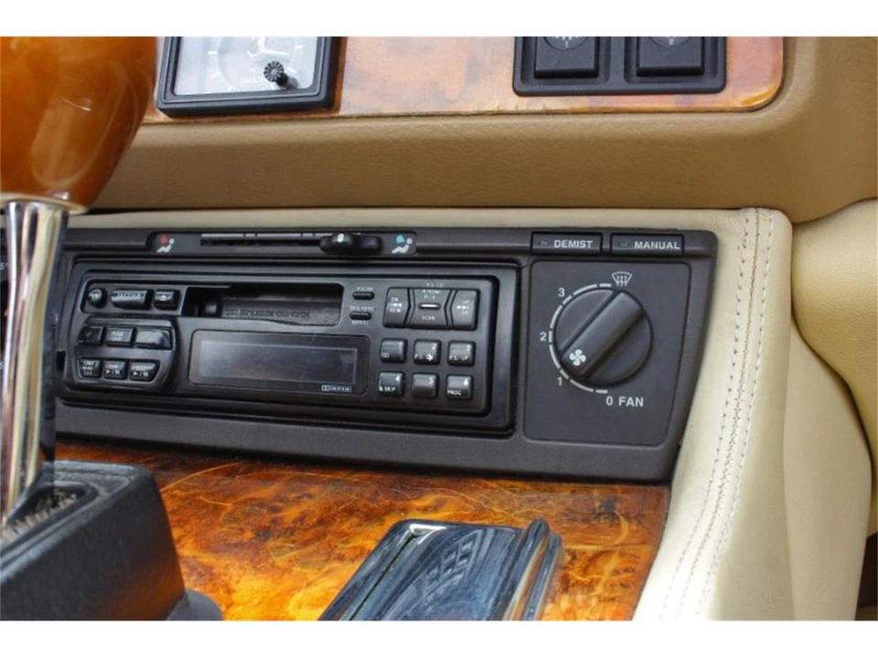 1995 Jaguar XJS - Image 9 of 13