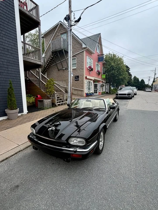 1995 Jaguar XJS - Image 2 of 16